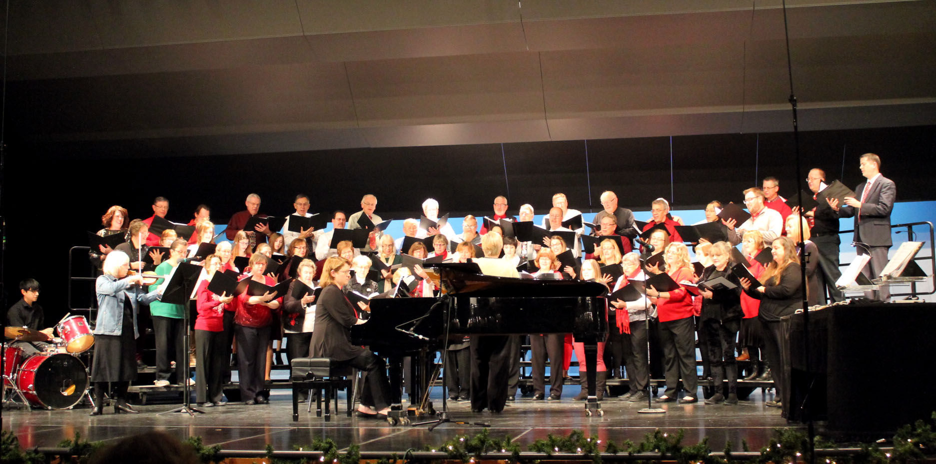 Red Kettle Concert 035.JPG
